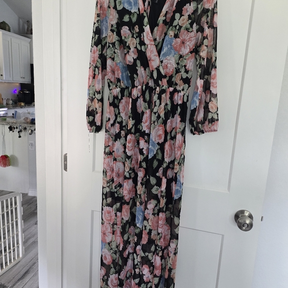 One of a kind Zenobia Dress - Picture 3 of 6